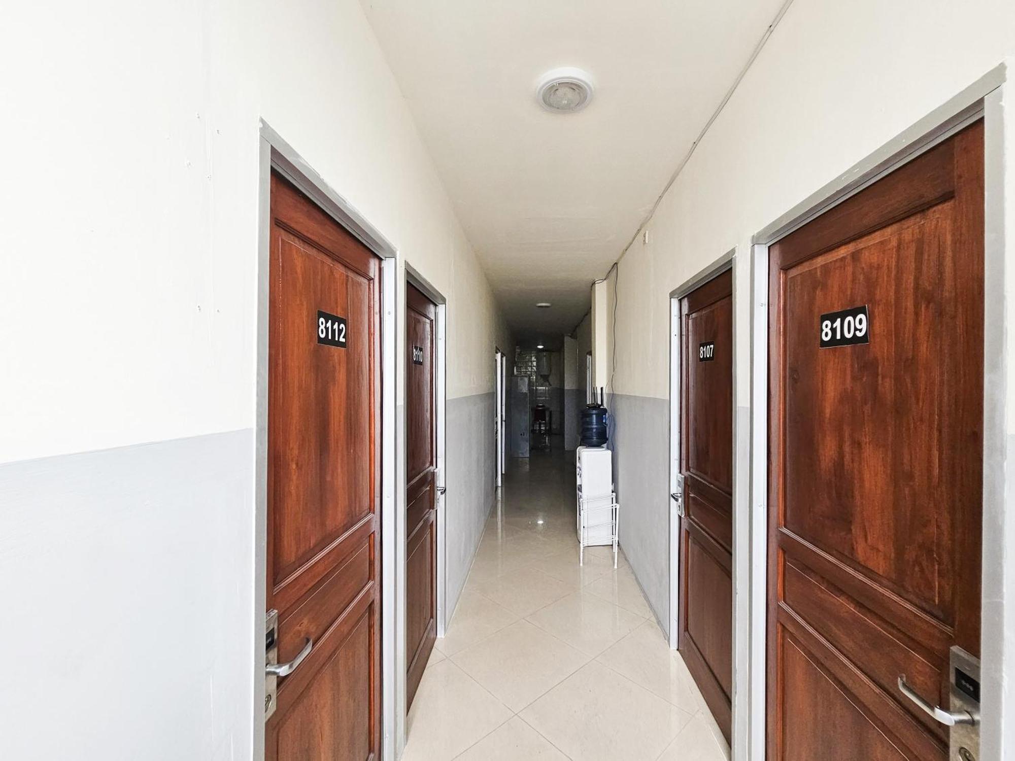Reddoorz At Pucang Anom Timur 泗水 外观 照片